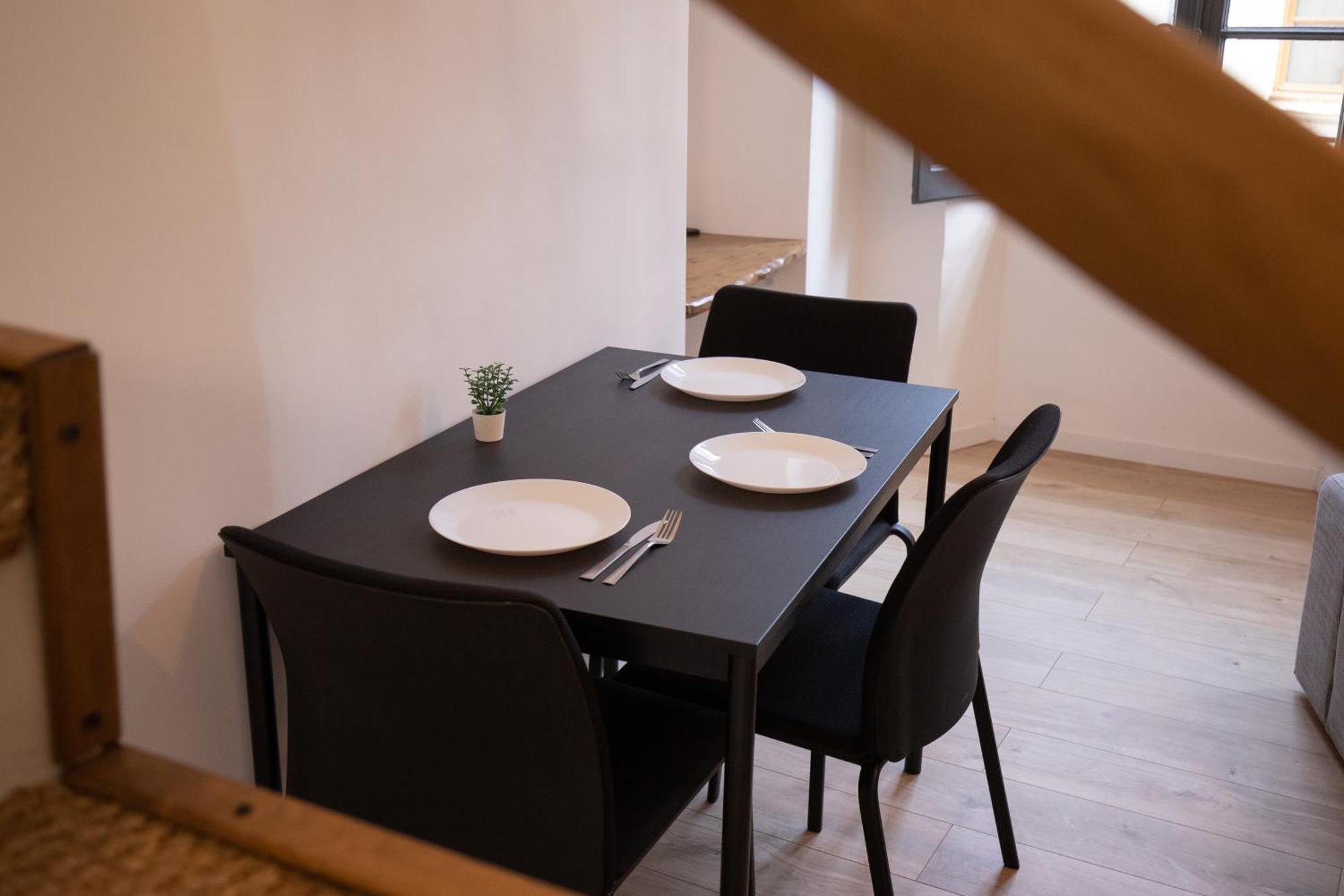 Apartament Le Duplex - Hypercentre - Wifi Carpentras Zewnętrze zdjęcie