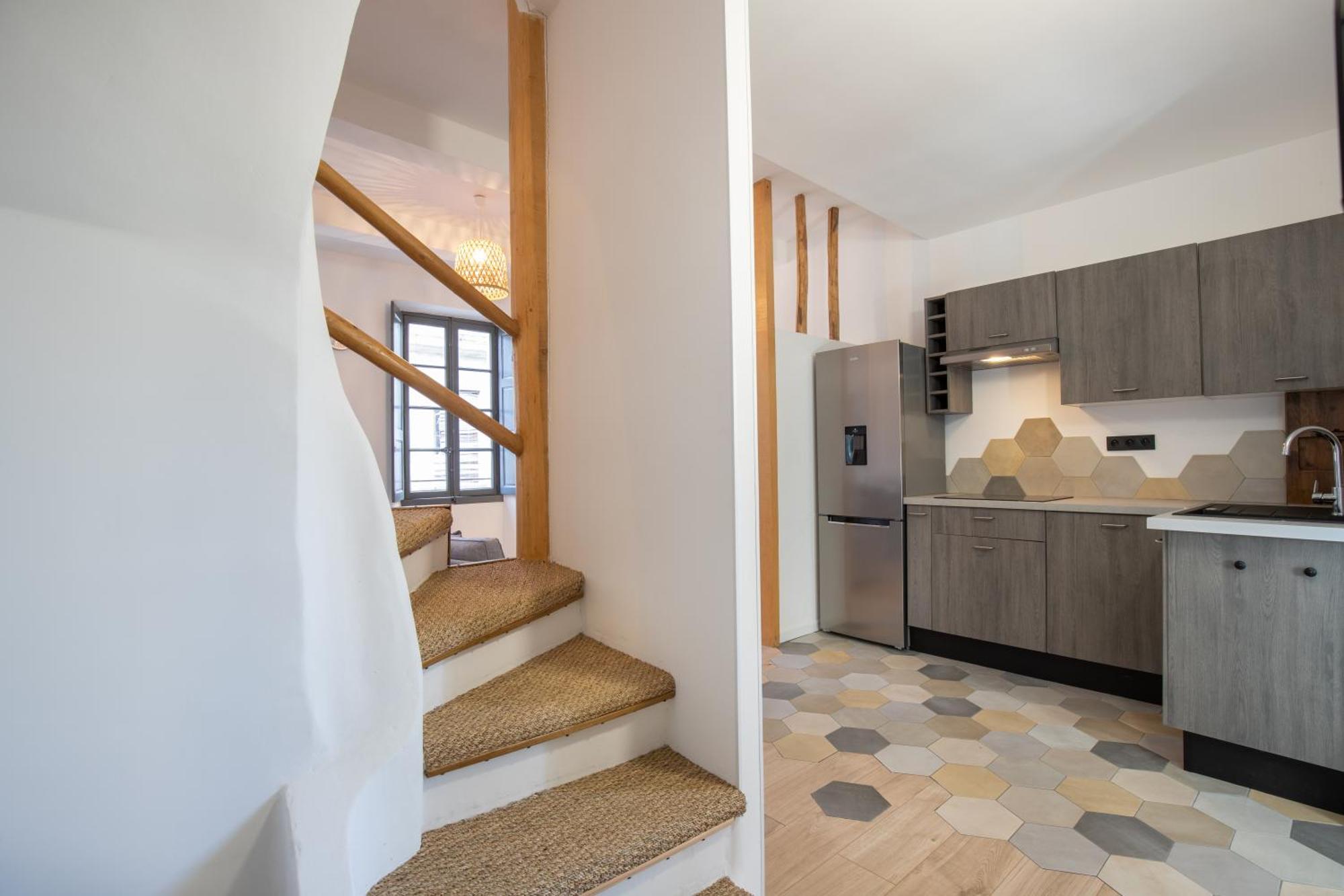 Apartament Le Duplex - Hypercentre - Wifi Carpentras Zewnętrze zdjęcie
