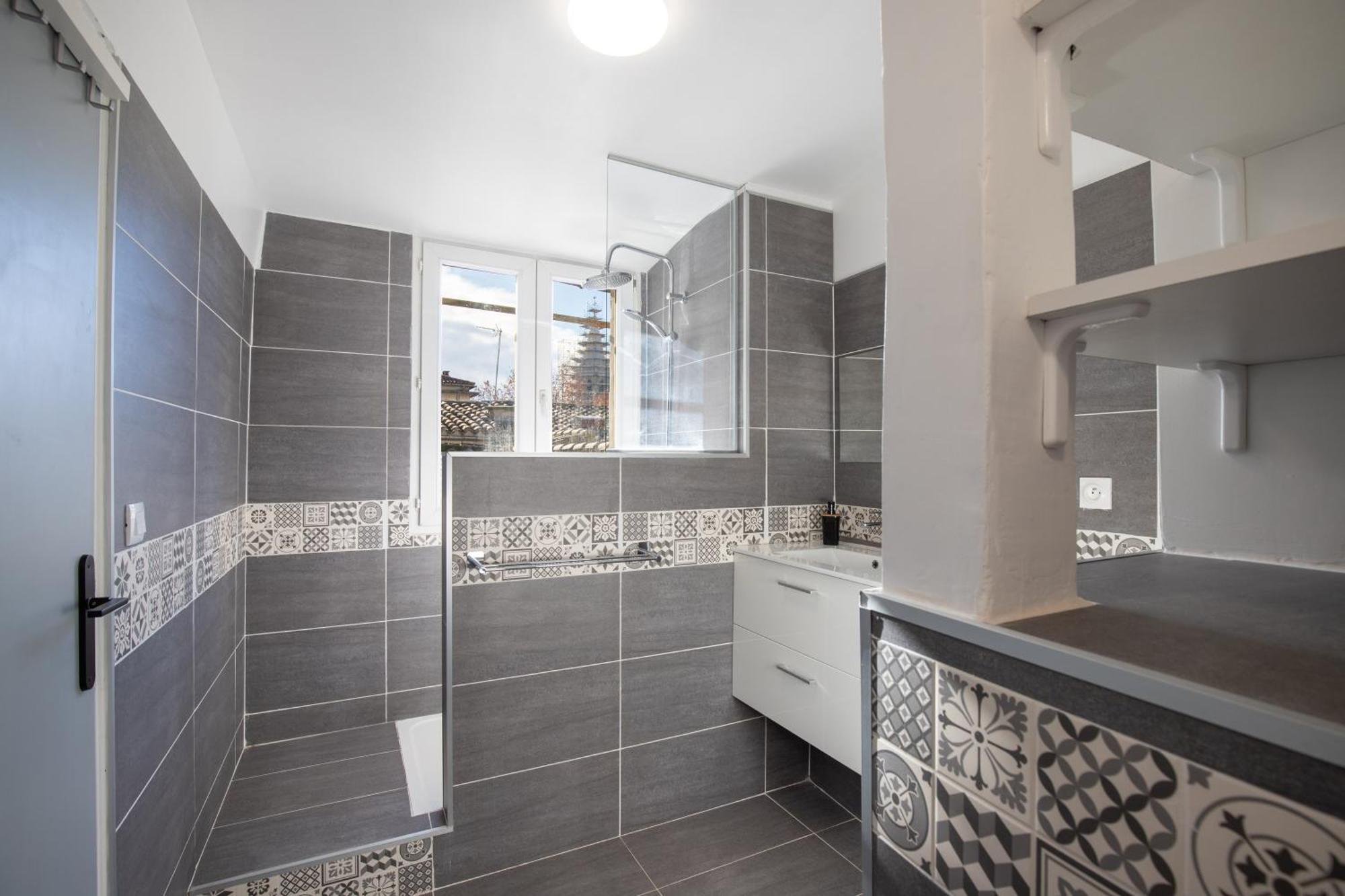 Apartament Le Duplex - Hypercentre - Wifi Carpentras Zewnętrze zdjęcie